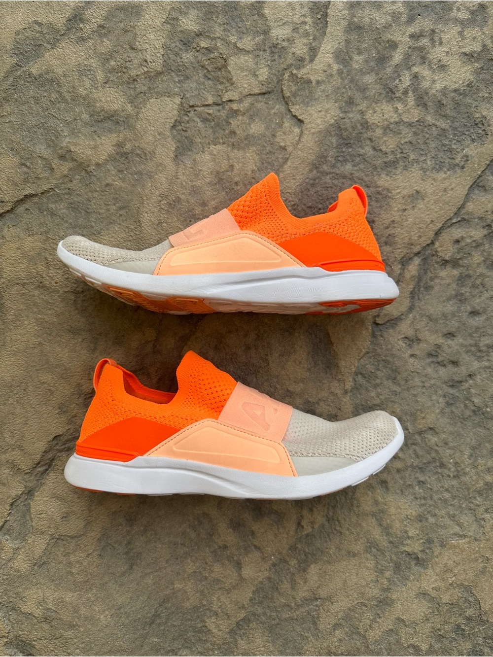 APL TechLoom Bliss Women's Size 8.5 Neon Orange/Peach Luxury Running Shoes